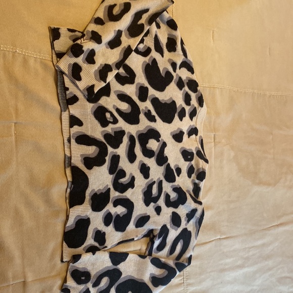 525 CASHMERE crop sweater - Picture 9 of 9